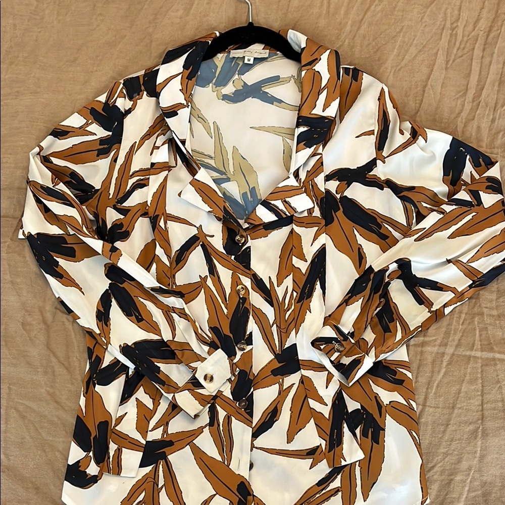 Stylish Women's Leaf Print Top